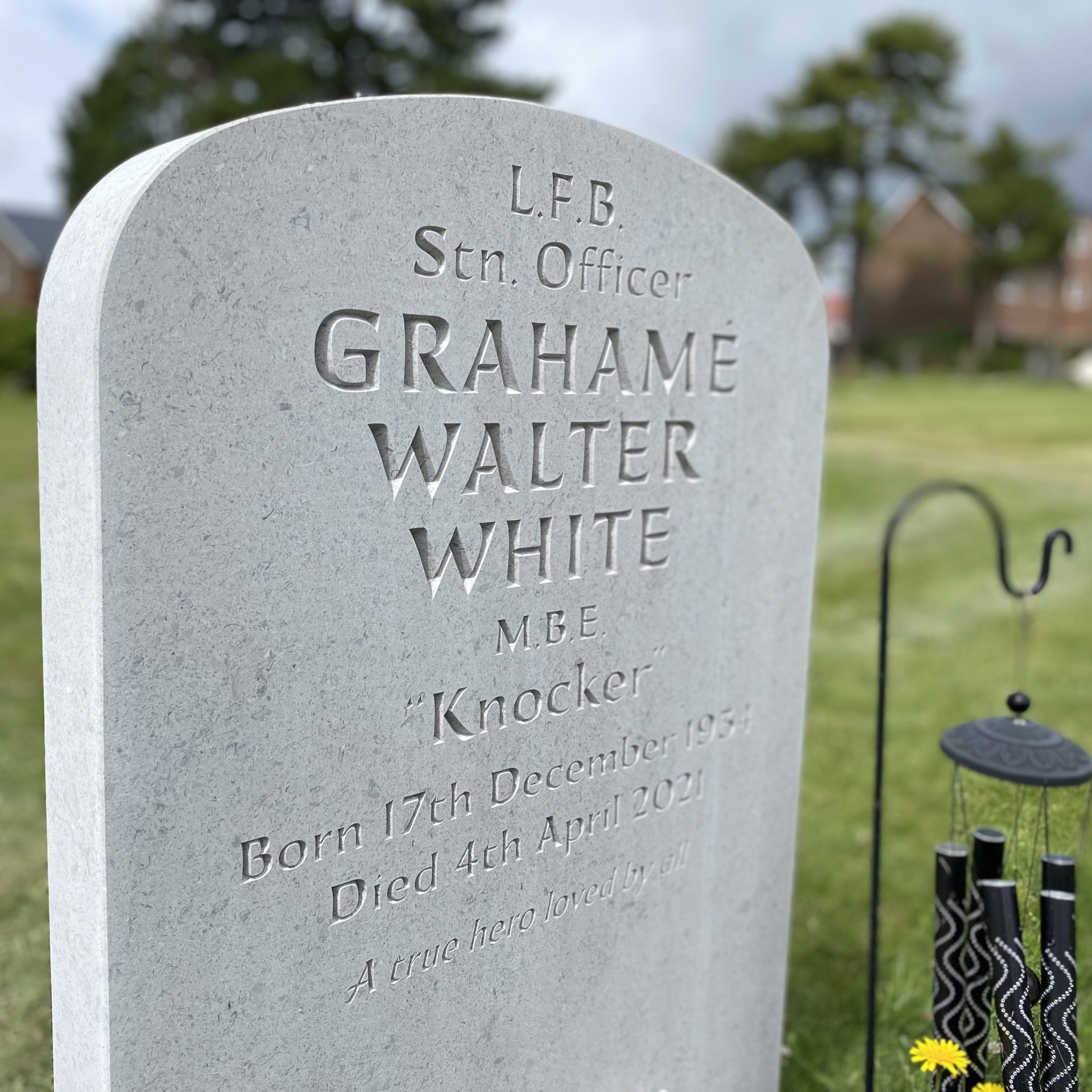 Memorials, White Nabresina Headstone, Tring Cemetery